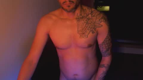 Snapshot of break_dusk chatting on 05/18/26, 02:07 break_dusk online show from 05/18/26, 02:07