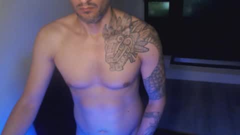 Snapshot of break_dusk chatting on 05/24/26, 03:00 break_dusk online show from 05/24/26, 03:00