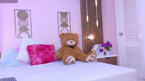 Bree  online show from 02/25/26, 12:26