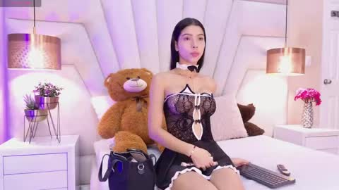 Bree  online show from 04/29/26, 01:48