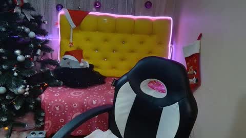 Snapshot of breeterner chatting on 01/04/25, 01:31 breeterner online show from 01/04/25, 01:31