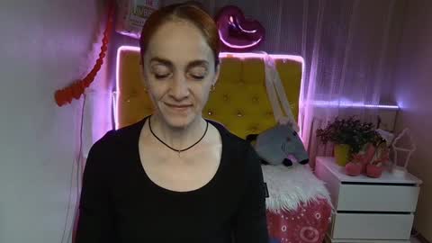 Snapshot of breeterner chatting on 03/10/25, 08:12 breeterner online show from 03/10/25, 08:12