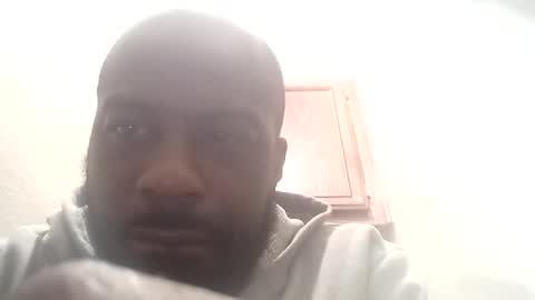 Snapshot of breeze316 chatting on 10/14/25, 10:05 breeze316 online show from 10/14/25, 10:05