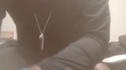 Snapshot of breeze316 chatting on 02/04/26, 04:07 breeze316 online show from 02/04/26, 04:07