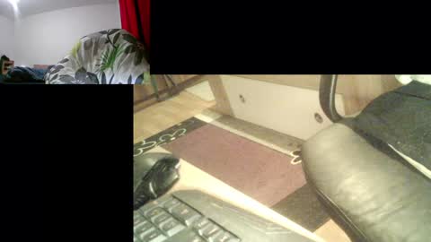 Snapshot of bremer64 chatting on 12/10/24, 07:05 bremer64 online show from 12/10/24, 07:05