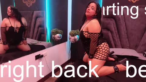 Snapshot of brenda_maz chatting on 02/17/25, 05:53 Brenda online show from 02/17/25, 05:53