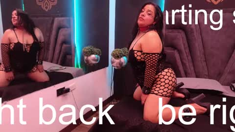 Snapshot of brenda_maz chatting on 02/22/25, 05:57 Brenda online show from 02/22/25, 05:57