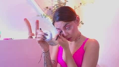 brenda_sky19 online show from 05/13/26, 12:02