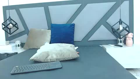 BRENDA VELASQUEZ online show from 02/28/25, 08:39