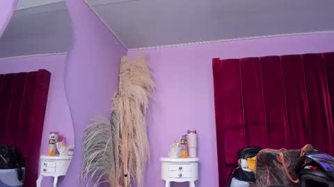 Snapshot of brendarendon chatting on 03/26/26, 02:50 brendarendon online show from 03/26/26, 02:50