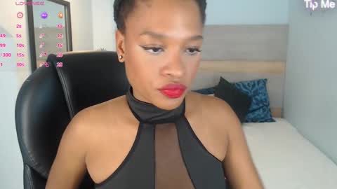 Snapshot of brendathompson_ chatting on 09/30/25, 02:38 Brenda online show from 09/30/25, 02:38