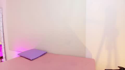 BRENDDA  online show from 02/27/25, 09:43