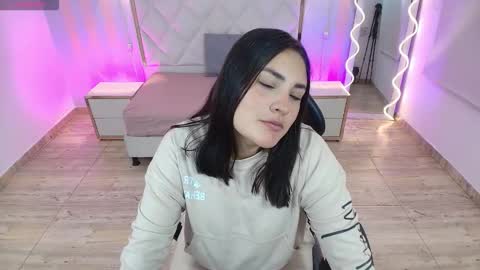 BRENDDA  online show from 10/21/25, 02:56