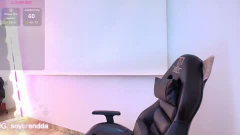 BRENDDA  online show from 12/20/25, 03:24