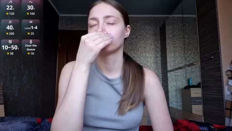 Snapshot of brendelle chatting on 02/12/26, 05:24 Mia online show from 02/12/26, 05:24