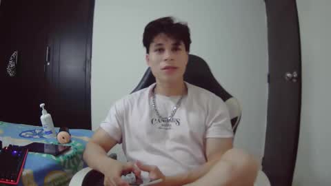 Snapshot of brent0660 chatting on 03/30/26, 04:46 brent0660 online show from 03/30/26, 04:46