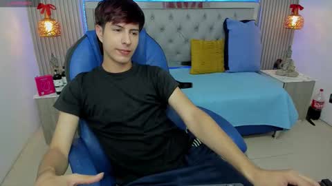 Esteban online show from 01/11/26, 01:54