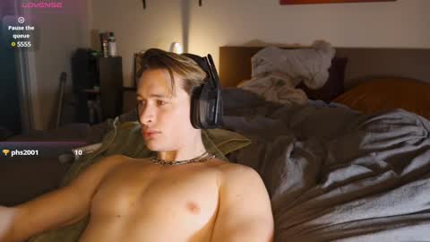 Snapshot of brentonverde chatting on 01/03/25, 10:19 brentonverde online show from 01/03/25, 10:19