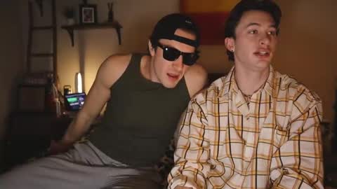 Snapshot of brentonverde chatting on 01/12/25, 10:54 brentonverde online show from 01/12/25, 10:54