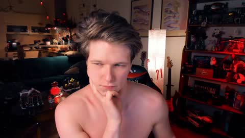 Snapshot of brestonsweet chatting on 12/29/24, 10:25 brestonsweet online show from 12/29/24, 10:25