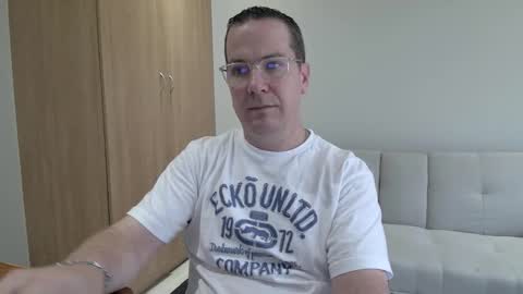 Snapshot of brettdj chatting on 01/07/26, 11:56 Brett online show from 01/07/26, 11:56