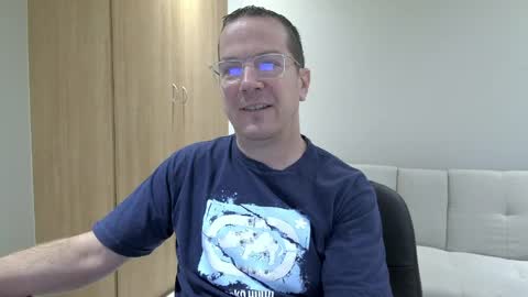 Snapshot of brettdj chatting on 04/13/26, 10:32 Brett online show from 04/13/26, 10:32