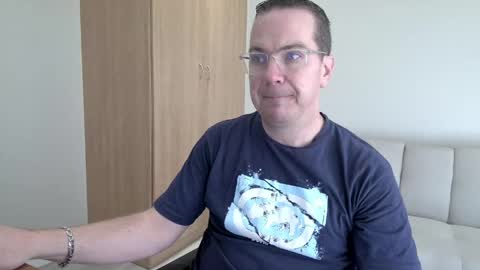 Snapshot of brettdj chatting on 05/09/26, 12:10 Brett online show from 05/09/26, 12:10