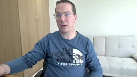 Snapshot of brettdj chatting on 05/24/26, 01:49 Brett online show from 05/24/26, 01:49