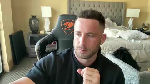 Brett Mycles online show from 02/08/25, 08:10