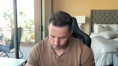 Brett Mycles online show from 09/23/25, 09:18