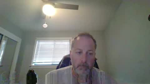 hey online show from 05/08/26, 01:27