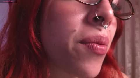 Snapshot of bri_von_dhara_ chatting on 01/11/26, 04:12 Bri online show from 01/11/26, 04:12