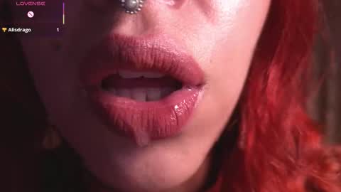 Snapshot of bri_von_dhara_ chatting on 01/15/26, 12:32 Bri online show from 01/15/26, 12:32