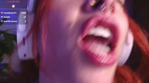 Snapshot of bri_von_dhara_ chatting on 02/22/26, 12:01 Bri online show from 02/22/26, 12:01