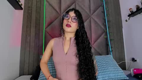 B R I A  online show from 12/18/25, 02:50