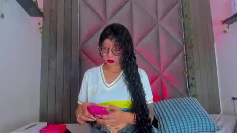 B R I A  online show from 06/24/26, 02:54