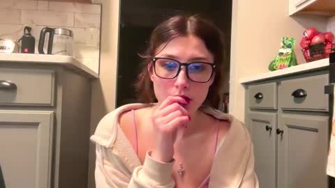 Snapshot of briadominick chatting on 02/25/25, 10:04 Brianna3 online show from 02/25/25, 10:04