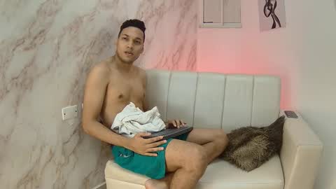 briam_dunkan online show from 04/08/26, 01:22