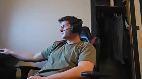 Snapshot of brian7891012 chatting on 01/15/26, 09:29 brian7891012 online show from 01/15/26, 09:29