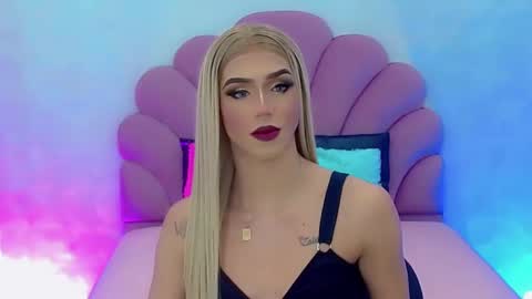 BRIANA online show from 01/07/25, 02:20