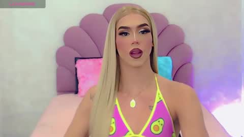 BRIANA online show from 02/14/25, 03:43