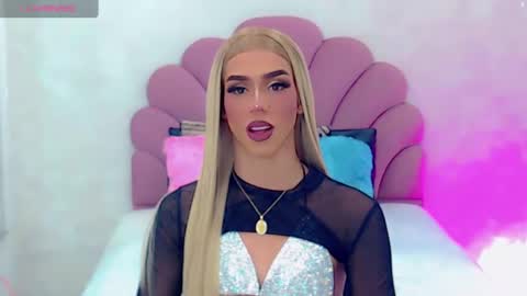 BRIANA online show from 02/17/25, 05:14