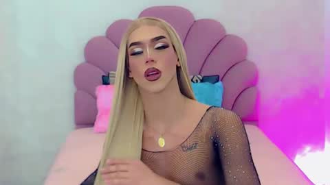 BRIANA online show from 02/20/25, 06:50