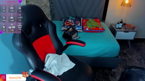 BRIANA online show from 12/17/25, 03:34