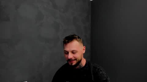 Snapshot of brianhunts chatting on 01/14/25, 01:28 Brian online show from 01/14/25, 01:28