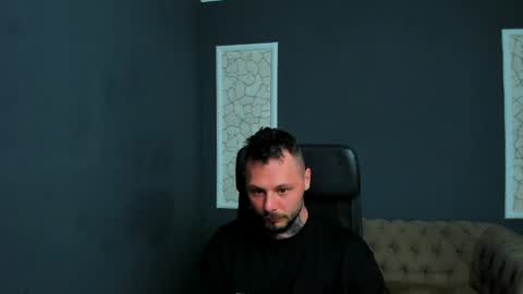 Snapshot of brianhunts chatting on 04/14/26, 05:35 Brian online show from 04/14/26, 05:35