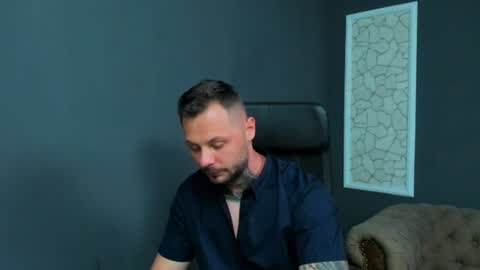 Snapshot of brianhunts chatting on 06/18/26, 04:35 Brian online show from 06/18/26, 04:35