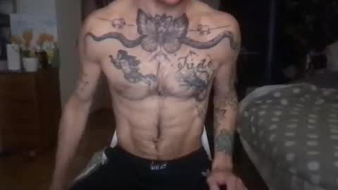 Snapshot of brianmuscle chatting on 12/17/25, 09:15 Brian online show from 12/17/25, 09:15