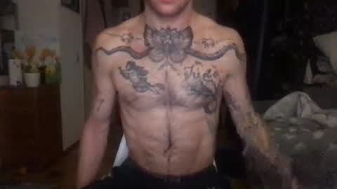 Snapshot of brianmuscle chatting on 12/18/25, 08:37 Brian online show from 12/18/25, 08:37