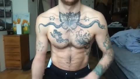 Snapshot of brianmuscle chatting on 02/15/26, 08:13 Brian online show from 02/15/26, 08:13